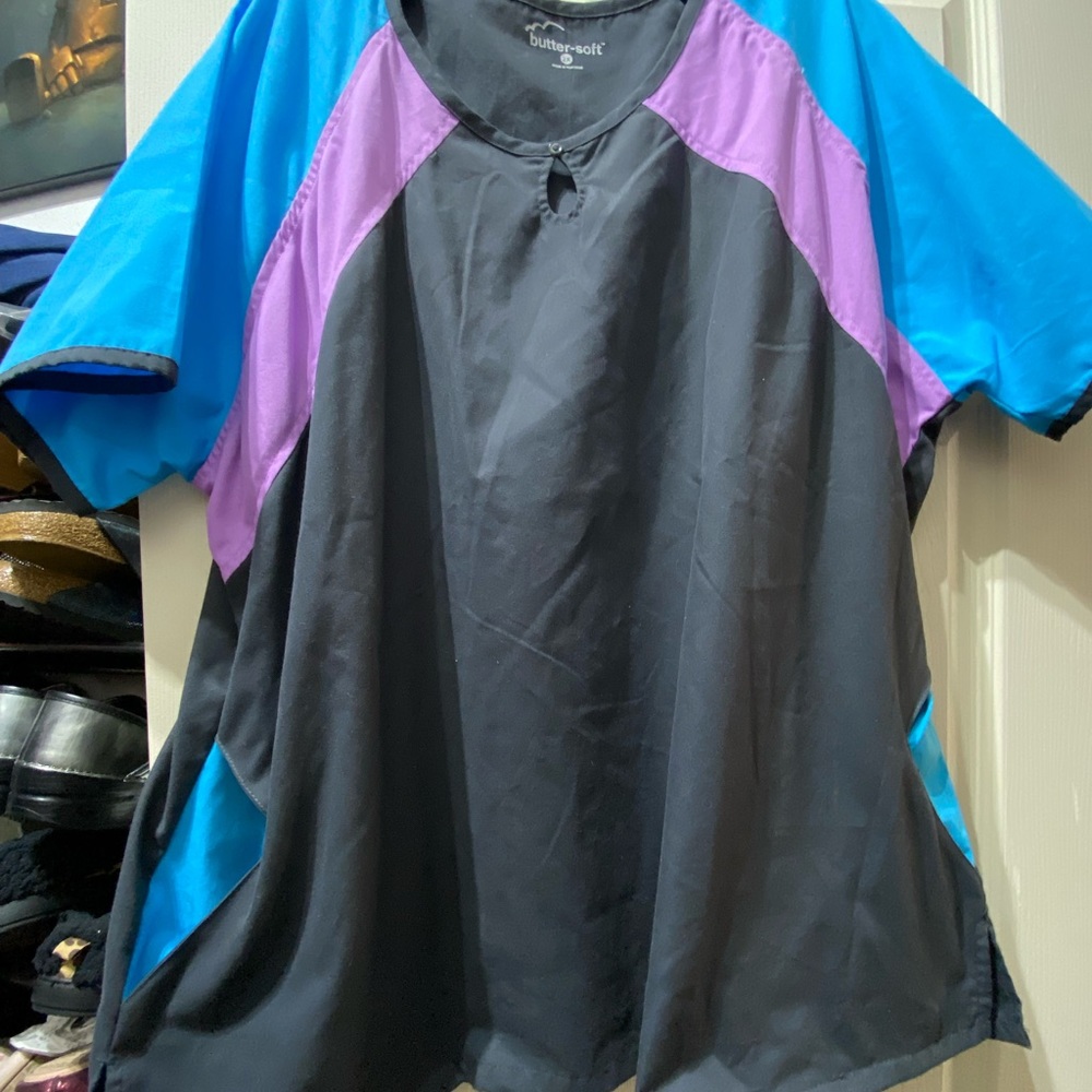 Buttersoft Scrub Top